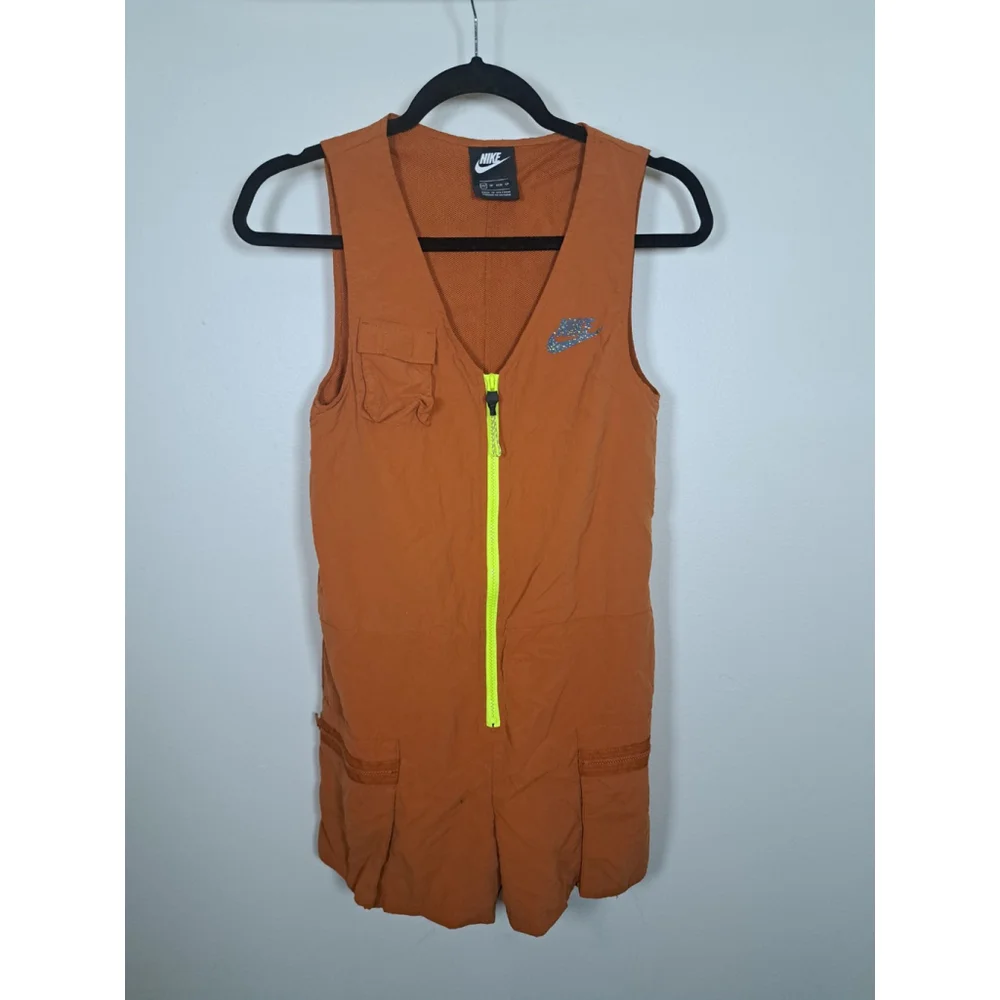 Nike Sportswear Romper Shorts Women Size X-Small Orange‎ Icon Clash